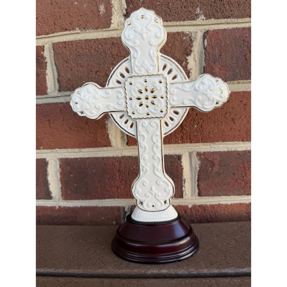RELIGIOUS PORCELAIN & GOLD TRIMMED CROSS WITH WOODEN BASE 10.5" CHRISTIANITY